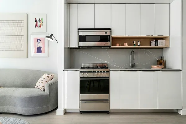 Rented by Metro Loft Management | media 1