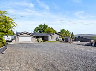 13518 Fisk Rd, Yakima, WA 98908
