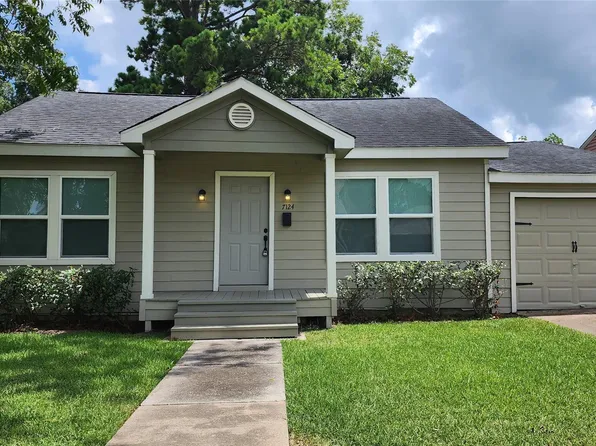 7124 Linden St, Houston, TX 77087