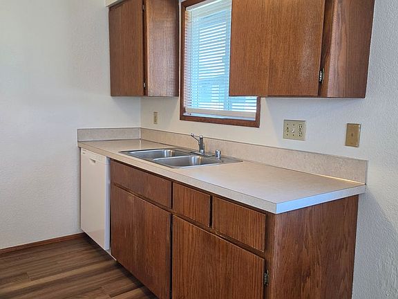 5th image of 801 Drayton St #B