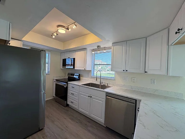 2619 Magdalina Dr #1A — Photo 6