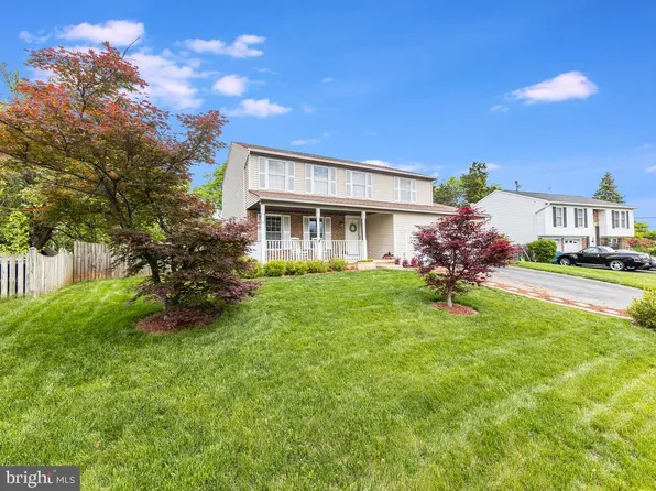 1322 Forty Oaks Dr, Herndon, VA 20170