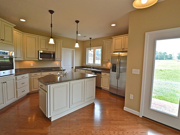 4th image of 43 Haven Oak Ct