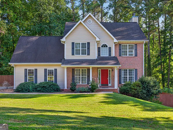 60 Tyler Woods Dr, Sharpsburg, GA 30277