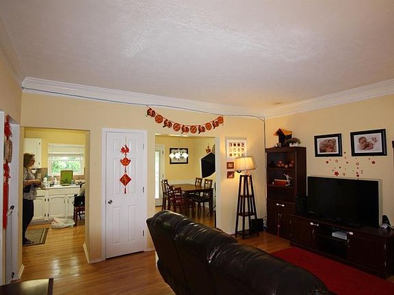4th image of 3491 Mount Vernon Cir