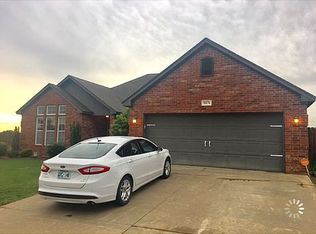 18176 W Dusty Ave, Tahlequah, OK 74464