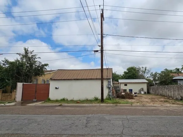 316-314 Victoria St, Laredo, TX 78040
