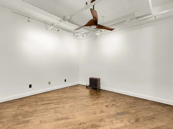 150 West 26th Street image 7 of 12