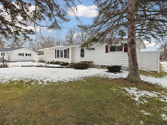 5th image of 2958 Arlington Dr