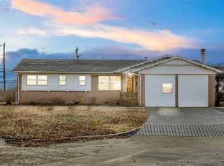 9710 E 5th St, Tulsa, OK 74128
