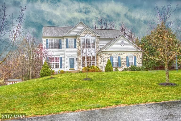 1st image of 177 Campus Lakes Ct
