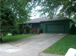 2768 S Coachman Dr, Independence, MO 64055