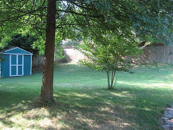 Roomy Shed