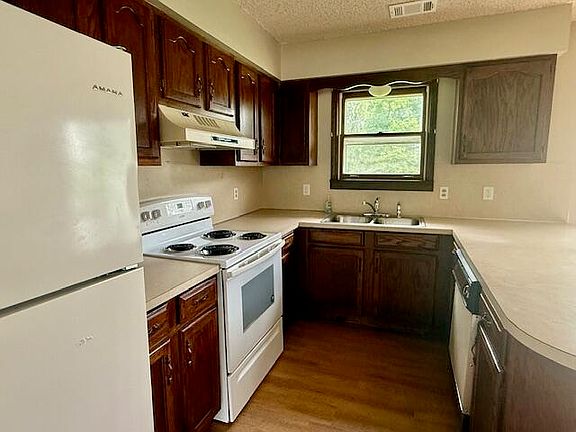 4th image of 1435 W 3rd Street