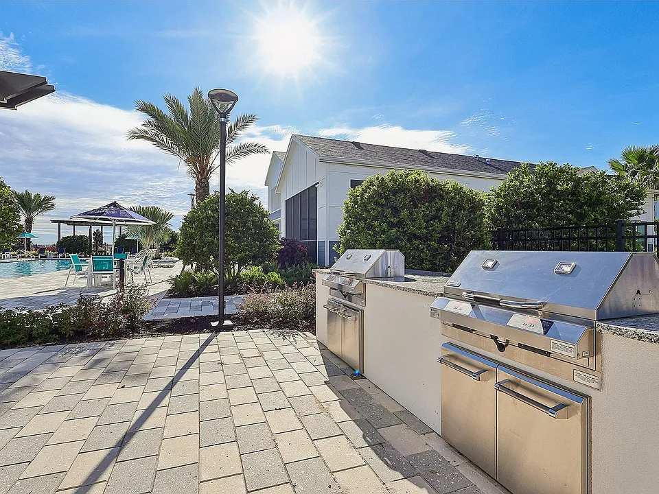 5-web-or-mls-Arena Blvd-1209-905