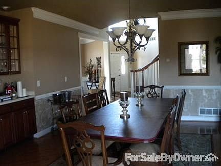4th image of 8348 Somerset Way