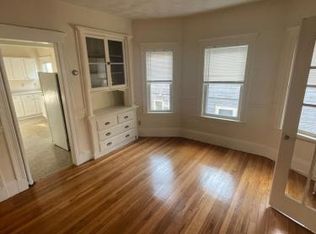 10 Pinkham Rd, Medford, MA 02155