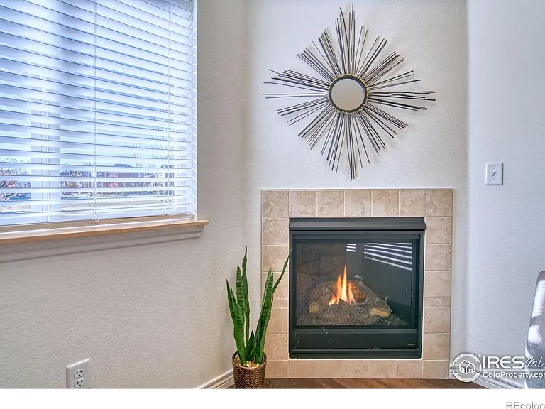 314 N Parkside Dr #E — Photo 11