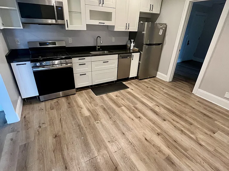 13450 Cedar Rd #4 — Photo 1