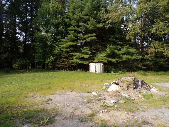 5th image of 761 Lake Ave