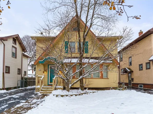 67 Harwick Rd, Rochester, NY 14609