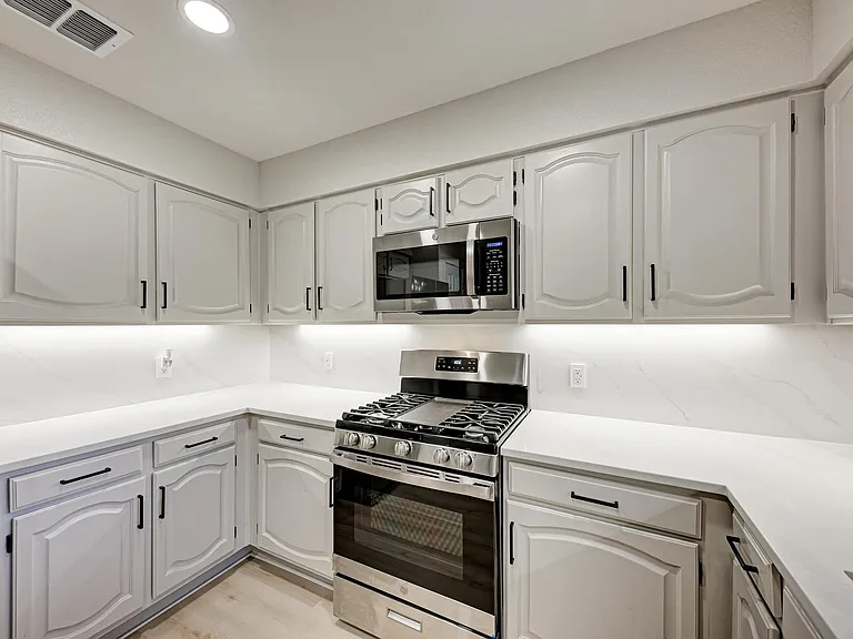 13206 Kepler Cv — Photo 11