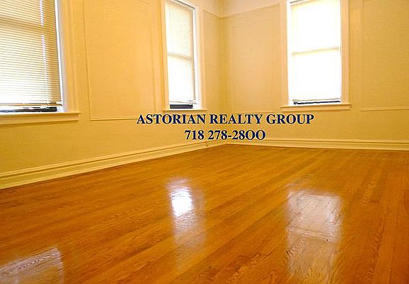 5th image of 2828 35th St #28