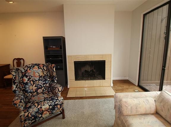 4th image of 1144 Park Ave W