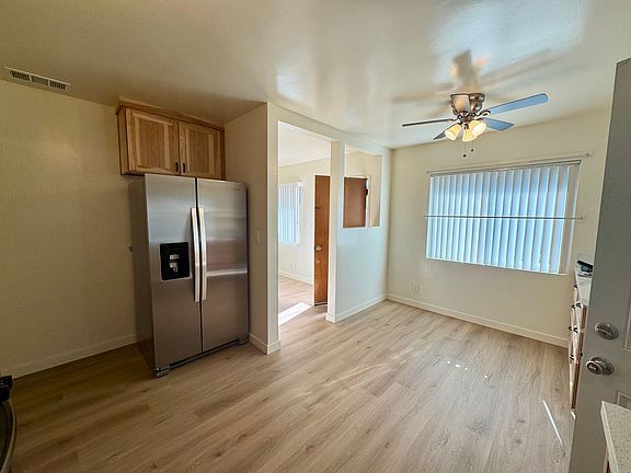 4th image of 17909 W Woodruff Ave #1/2
