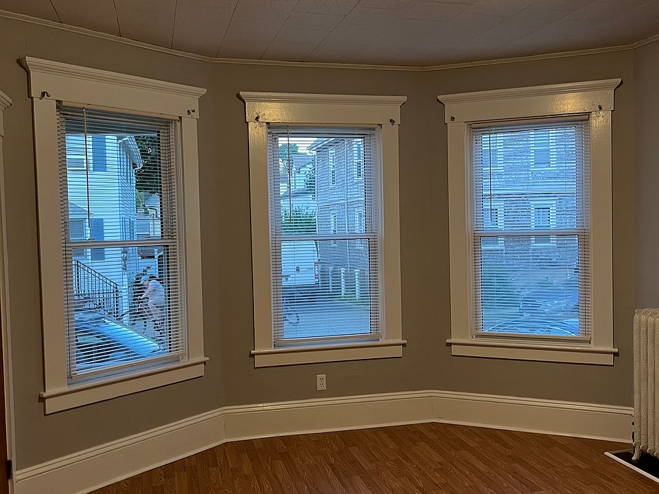 1st image of 33 Atlantic St #1
