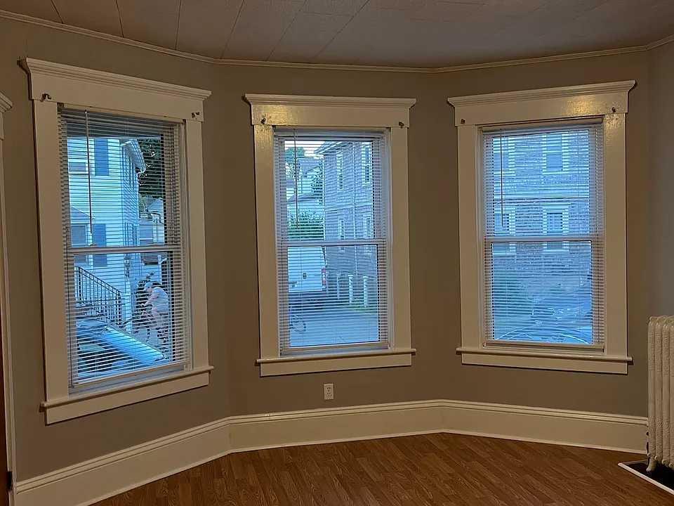 33 Atlantic St #1
