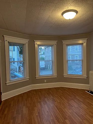33 Atlantic St #1 Photo 1