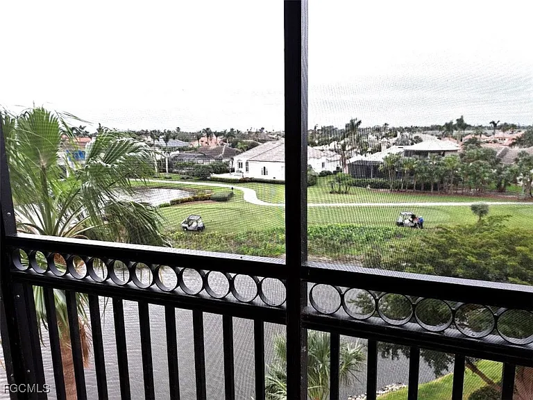 11600 Court Of Palms #206 — Photo 12