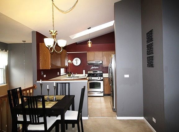 5th image of 244 W Hamilton Dr
