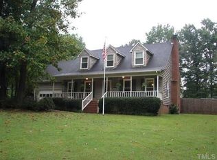 374 Canterwood Dr, Mebane, NC 27302