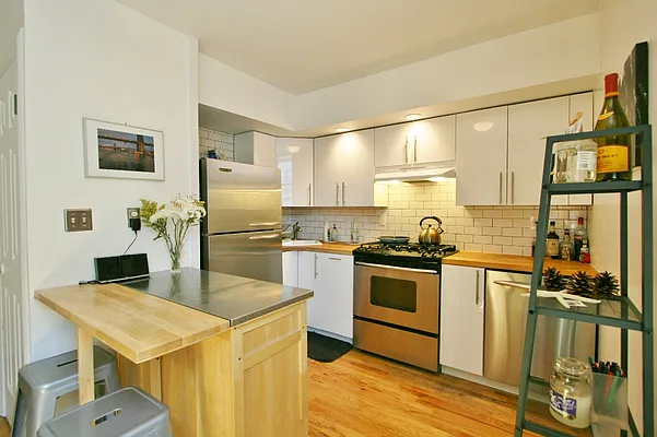 Rented by Corcoran | media 14