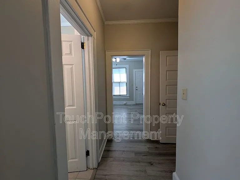 476 Spring St SW — Photo 6