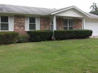 702 Boca Chica Dr, Fenton, MO 63026