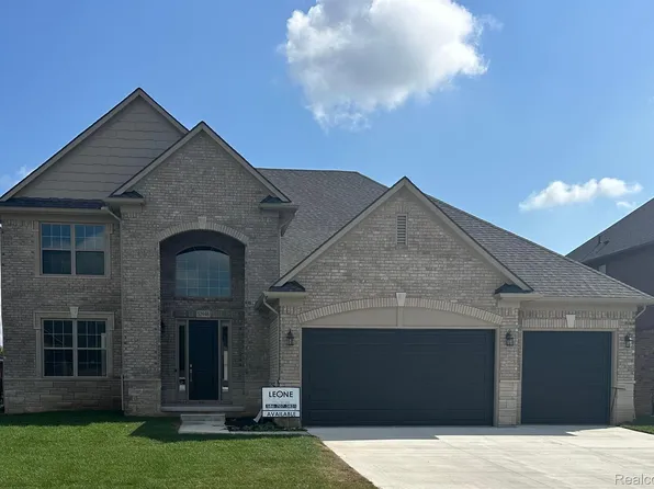 52946 Char Marie Dr, Macomb, MI 48042