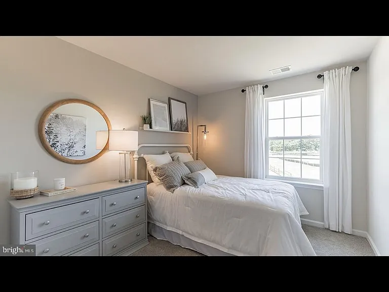 308 Mazzeo Dr — Photo 5