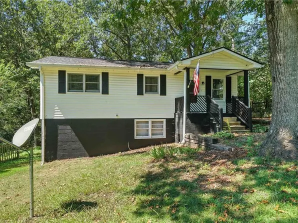 550 Donahoo Rd SE, Silver Creek, GA 30173
