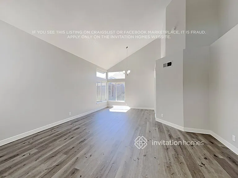 4917 Dillon Cross Way — Photo 5
