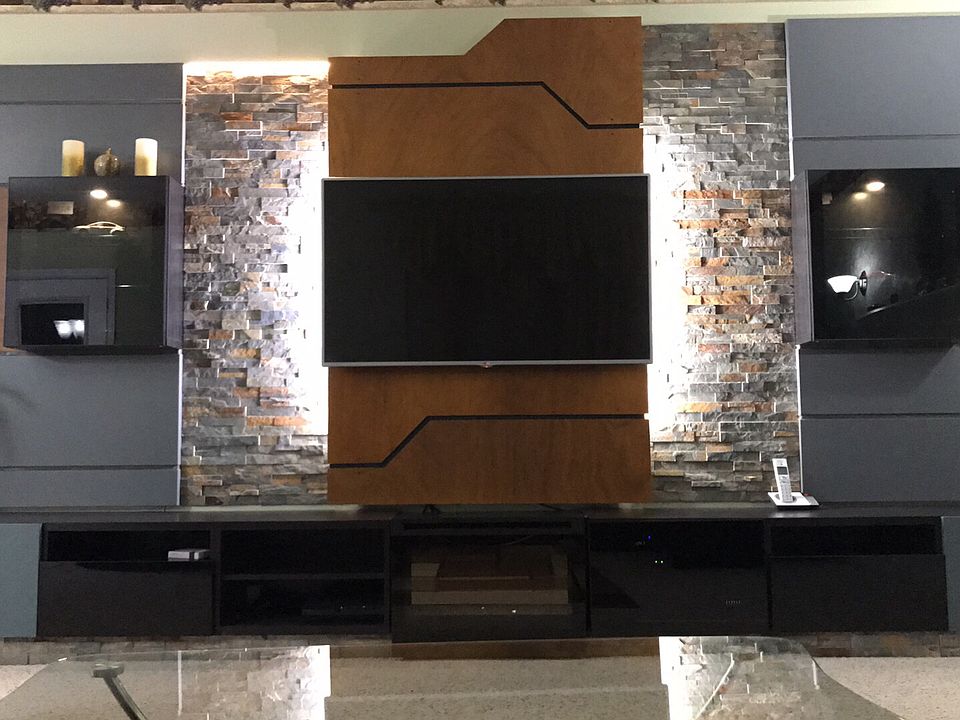 1st image of 210 Southaven Ave