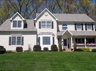 18 William Barnes Rd, Flemington, NJ 08822