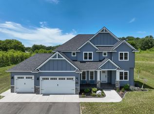 S9048 Chestnut Rd, Eau Claire, WI 54701