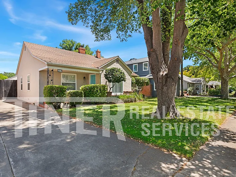 1067 Perkins Way — Photo 5