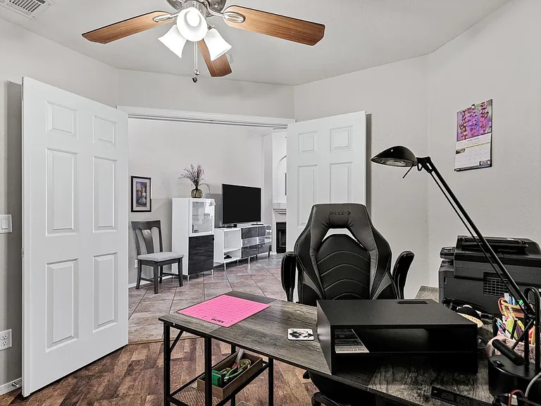 144 S Kingston St — Photo 4