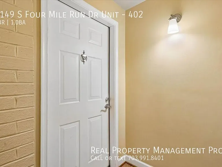 4149 S Four Mile Run Dr #402 — Photo 3