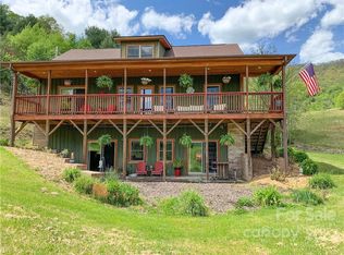 879 Lost Cove Rd, Clyde, NC 28721