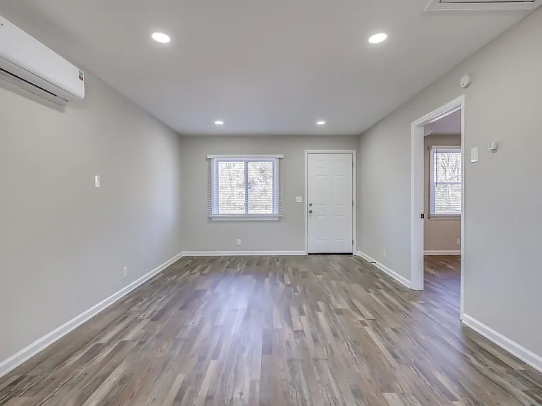 1014 Gunnerson Ave #FF — Photo 10